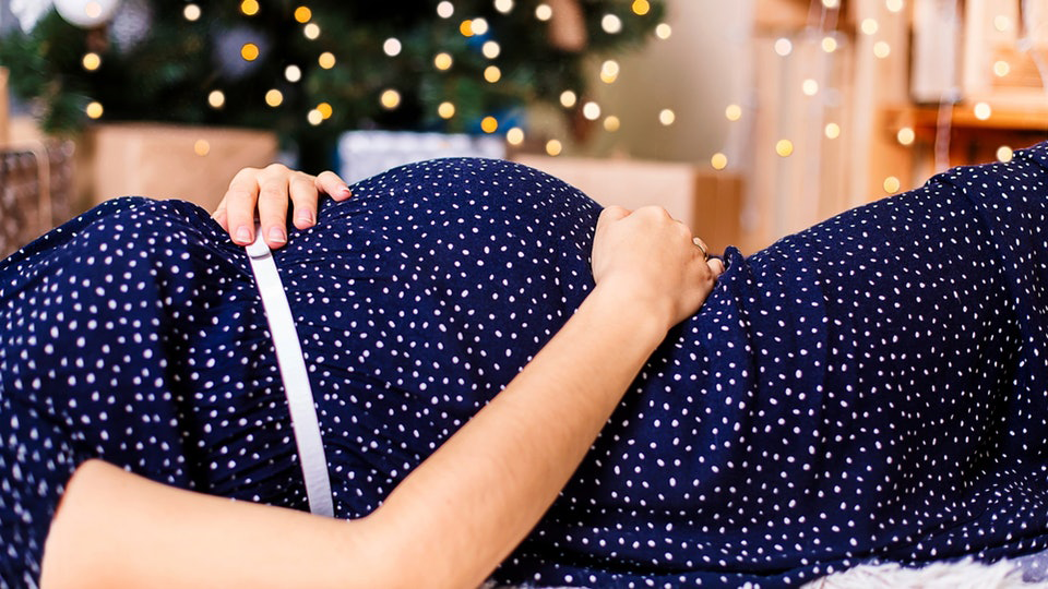 zwanger-winter-december-geboorte-uitgerekend-nieuwjaar-baby